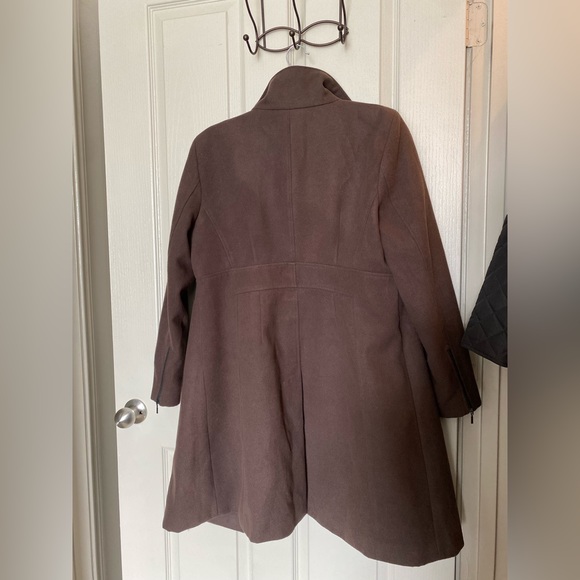 Brown winter coat. US size 12. Ruby and Ted. - Picture 3 of 4